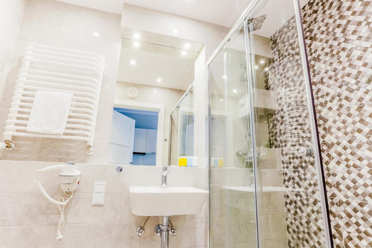 Coin Apartamenty Krakowska Вроцлав Экстерьер фото