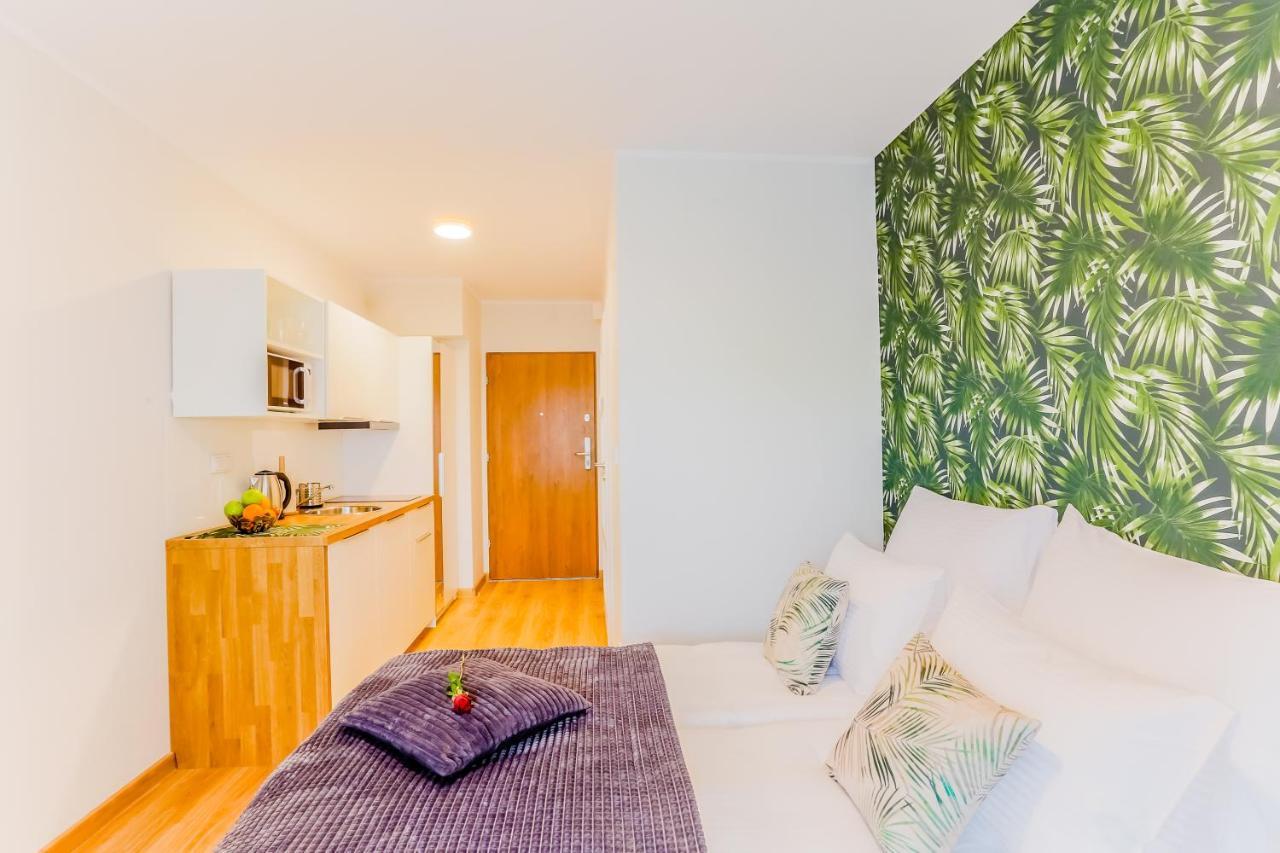 Coin Apartamenty Krakowska Вроцлав Экстерьер фото