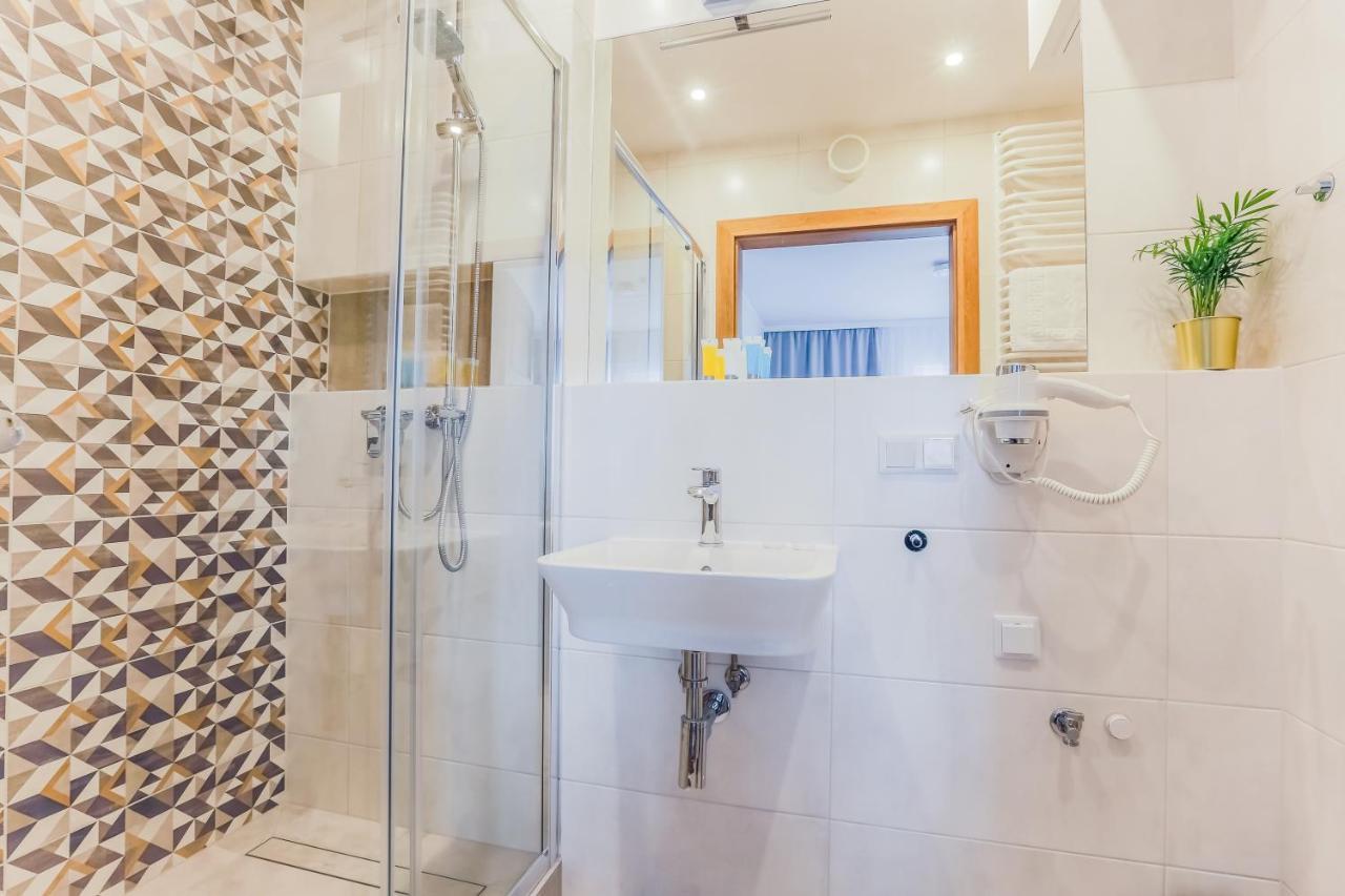 Coin Apartamenty Krakowska Вроцлав Экстерьер фото