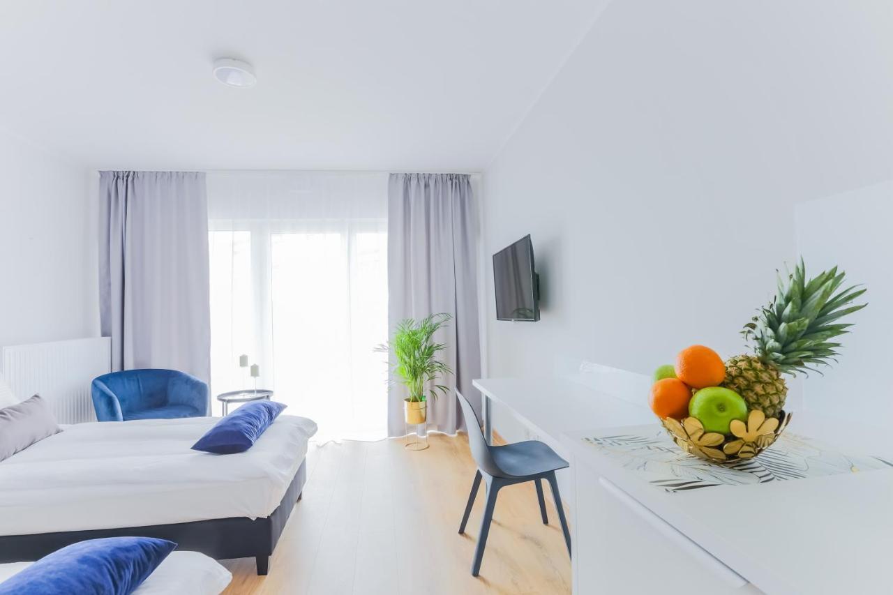 Coin Apartamenty Krakowska Вроцлав Экстерьер фото